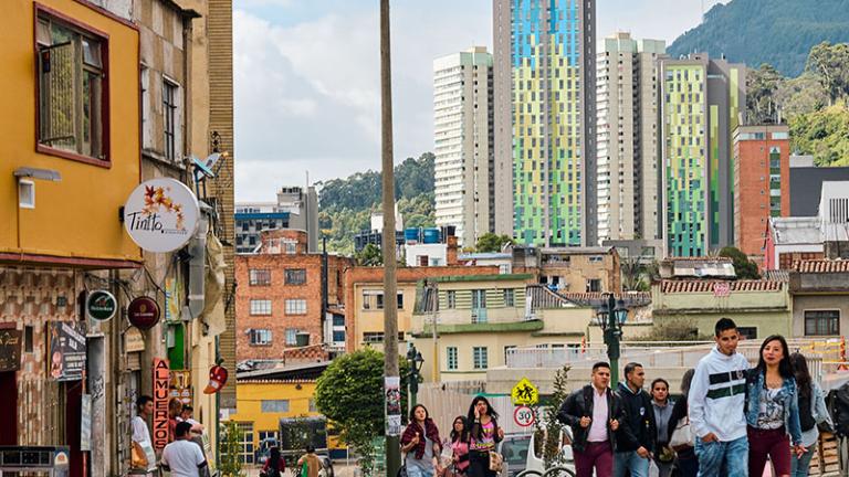 a crowded street scene in a city